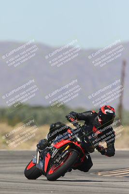 media/Oct-13-2025-Moto Forza (Mon) [[a66d839500]]/4-C Group/Session 3 (Turn 16)/